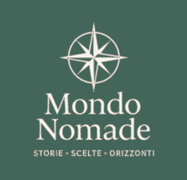 Logo Mondo Nomade con bussola